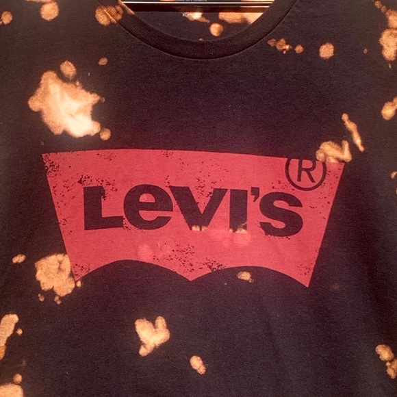 Levi’s Custom Bleached Tee - Picture 2 of 4